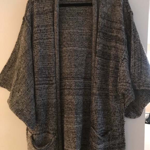 Max and Mia sweater jacket - Picture 2 of 3